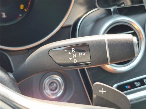 Used 2021 Mercedes-Benz GLC 300 4MATIC image 12