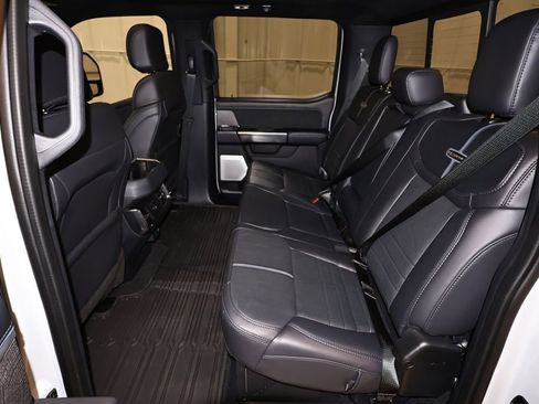 Certified 2025 Ford F350 Platinum w/ FX4 Off-Road Package AWD/4WD image 16