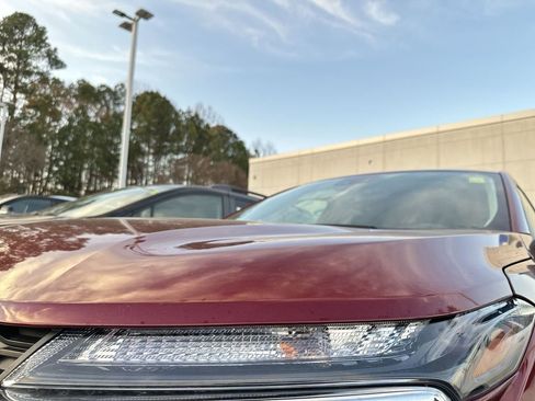 Used 2024 Chevrolet Trax LS image 27