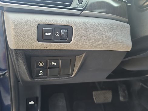 Used 2018 Honda Accord EX-L image 22