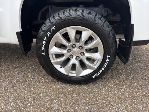 Used 2020 Chevrolet Silverado 1500 RST image 9