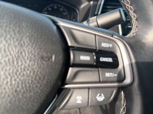 Used 2019 Honda Insight Touring image 32