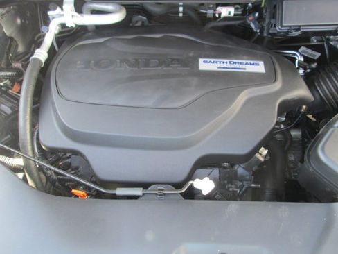 Used 2017 Honda Pilot Touring image 29
