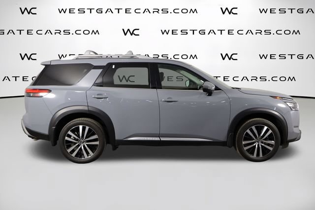 Used 2025 Nissan Pathfinder Platinum w/ Cargo Package AWD/4WD image 43