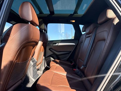 Used 2017 Audi Q5 2.0T Premium Plus w/ Technology Package image 29