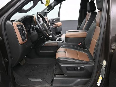 Used 2021 Chevrolet Silverado 3500 High Country w/ Z71 Off-Road Package AWD/4WD image 9