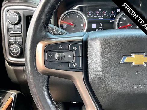 Used 2020 Chevrolet Silverado 1500 High Country w/ Technology Package AWD/4WD image 13