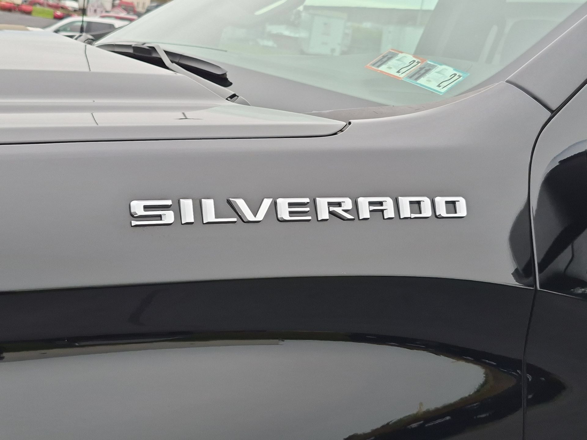 Certified 2024 Chevrolet Silverado 1500 LT AWD/4WD image 32