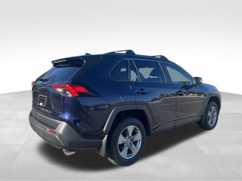 Used 2024 Toyota RAV4 XLE w/ Convenience Package image 5
