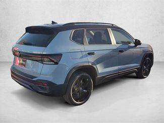 New 2026 Volkswagen Taos SE video 2