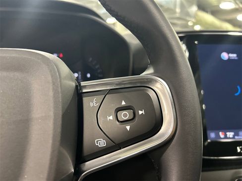 Used 2026 Volvo XC40 B5 Core w/ Climate Package image 14