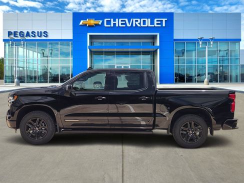 New 2026 Chevrolet Silverado 1500 High Country w/ Midnight Edition AWD/4WD image 3