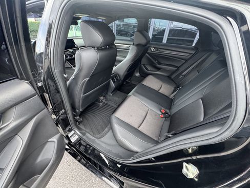 Used 2020 Honda Accord Sport image 11