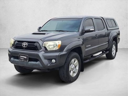 Used 2014 Toyota Tacoma PreRunner w/ TRD Sport Package image 1
