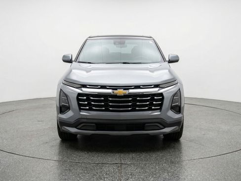 Used 2025 Chevrolet Equinox LT image 2
