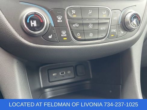 Certified 2023 Chevrolet Equinox LT image 17