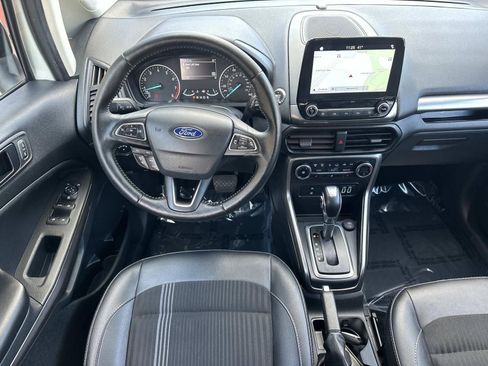 Used 2019 Ford EcoSport SES w/ SES Black Appearance Package image 9