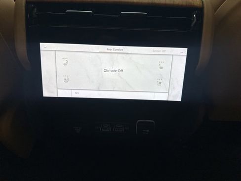 Used 2022 Jeep Grand Wagoneer Series III w/ Flexible Seating Group image 9