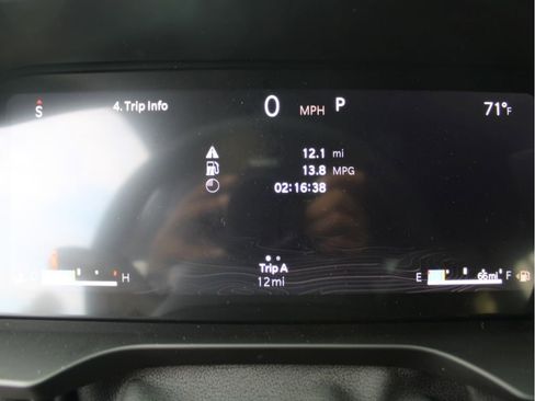 New 2025 Jeep Grand Cherokee Limited w/ Black Appearance Package image 15