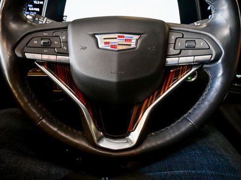 Used 2023 Cadillac Escalade ESV Premium Luxury AWD/4WD image 33