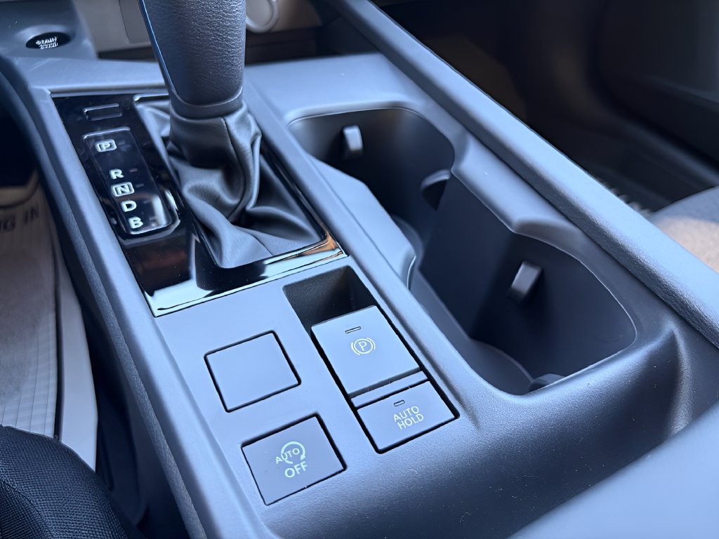 New 2027 Nissan Sentra S w/ Floor Mat Package FWD image 22