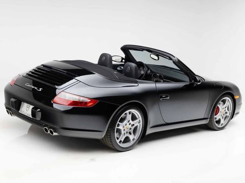 Used 2008 Porsche 911 Carrera S RWD image 3