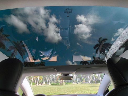 Used 2022 Tesla Model 3 RWD image 13