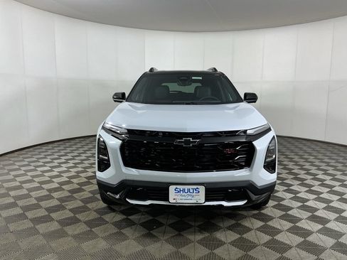New 2026 Chevrolet Equinox RS w/ Convenience Package III AWD/4WD image 2