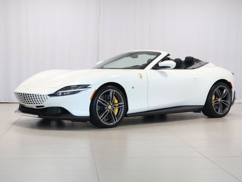 Certified 2024 Ferrari Roma Spider image 1