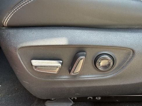 Used 2023 Toyota RAV4 XLE Premium FWD image 27