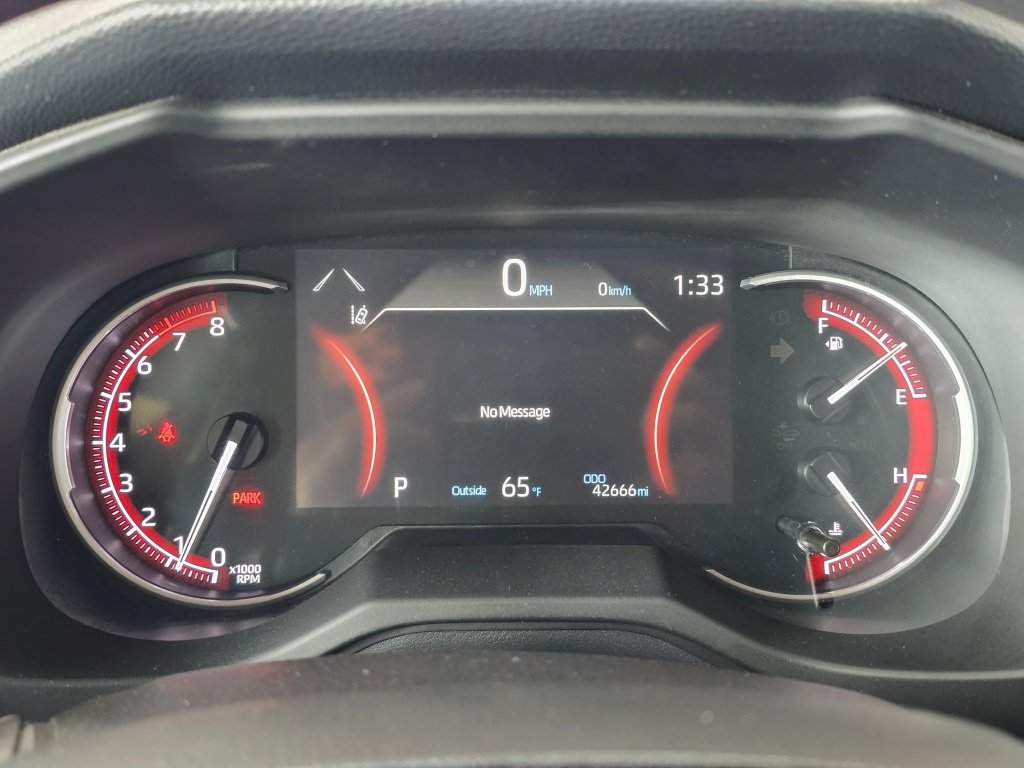 Used 2025 Toyota RAV4 XLE w/ Convenience Package AWD/4WD image 22