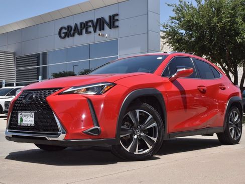 Used 2020 Lexus UX 200 w/ Premium Package FWD image 2