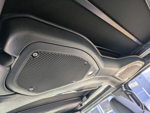 Used 2024 Jeep Wrangler Rubicon w/ Safety Group image 23