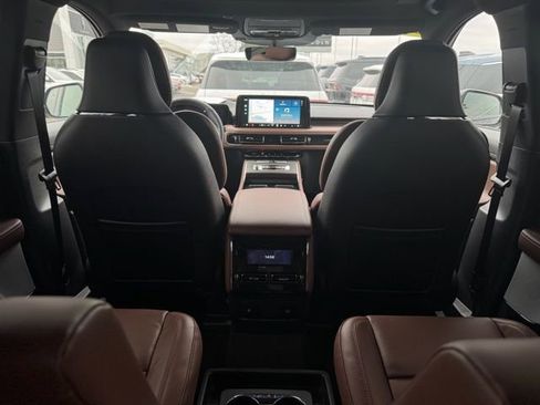 New 2026 Lincoln Aviator Reserve image 24