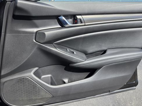 Used 2021 Honda Accord Sport image 33
