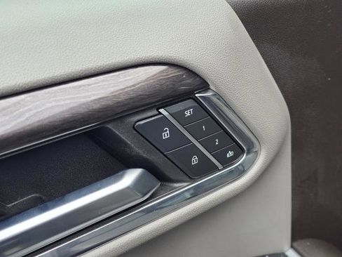 Used 2024 Chevrolet Silverado 1500 LTZ w/ LTZ Convenience Package II image 11