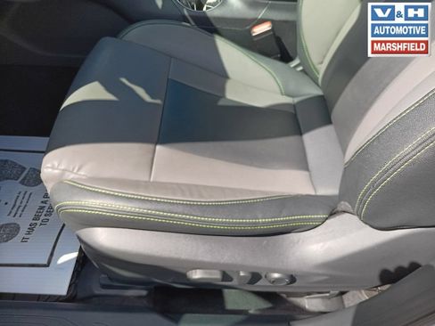 Used 2025 Subaru Outback Onyx Edition AWD/4WD image 12