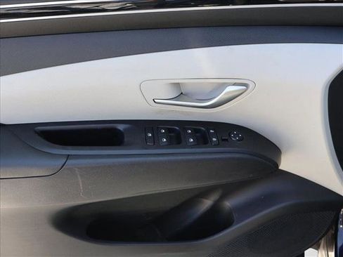 Used 2022 Hyundai Tucson Blue AWD/4WD image 11