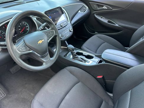 Used 2024 Chevrolet Malibu LT FWD image 12