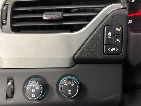 Used 2020 GMC Yukon SLT image 15