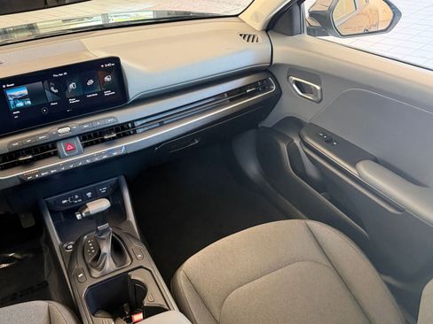 Used 2025 Kia K4 FWD image 34