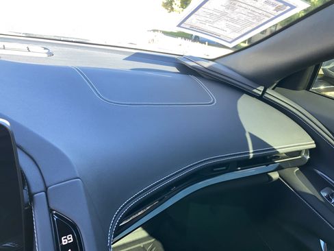 Used 2025 Chevrolet Corvette Stingray Preferred Cpe w/ Z51 Performance Package RWD image 21