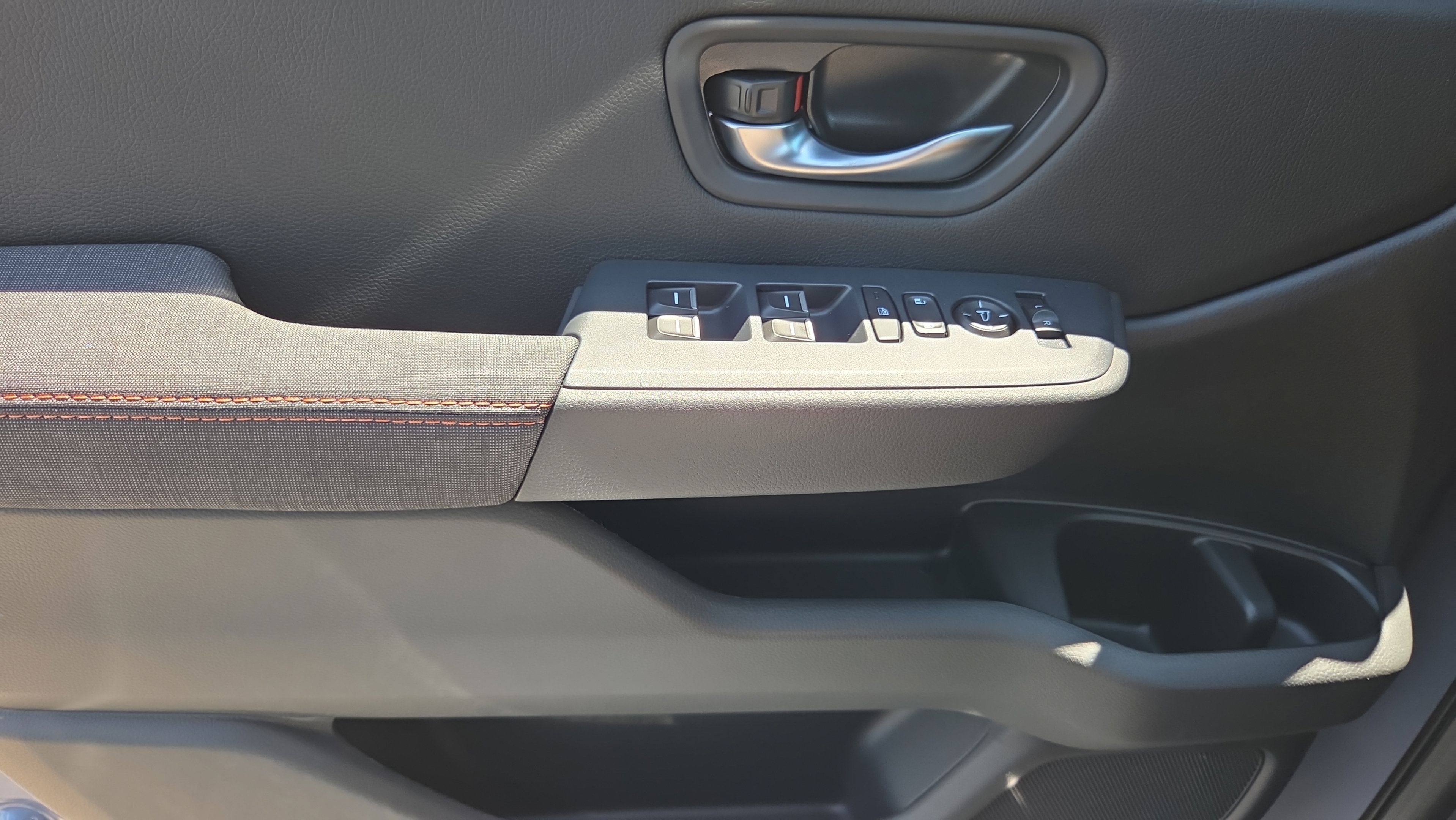 New 2026 Honda Pilot Sport image 17