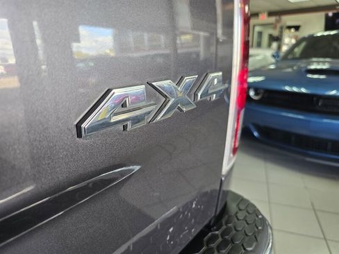 Used 2015 RAM 1500 Laramie w/ Convenience Group image 32