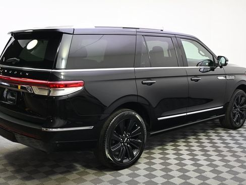 Used 2024 Lincoln Navigator Reserve w/ Equipment Group 201A AWD/4WD image 7