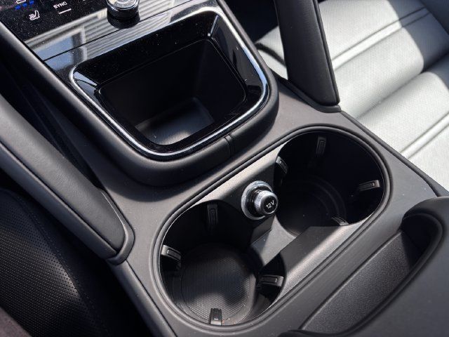 Certified 2026 Porsche Cayenne S AWD/4WD image 25