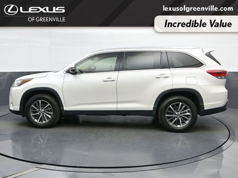 Used 2019 Toyota Highlander FWD V6 image 5