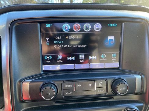 Used 2018 Chevrolet Silverado 1500 LTZ image 17