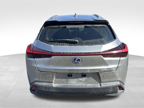 Used 2022 Lexus UX 250h w/ Premium Package image 4