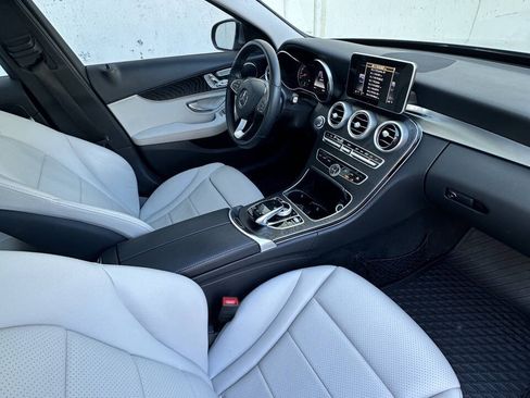 Used 2016 Mercedes-Benz C 300 Sedan image 16